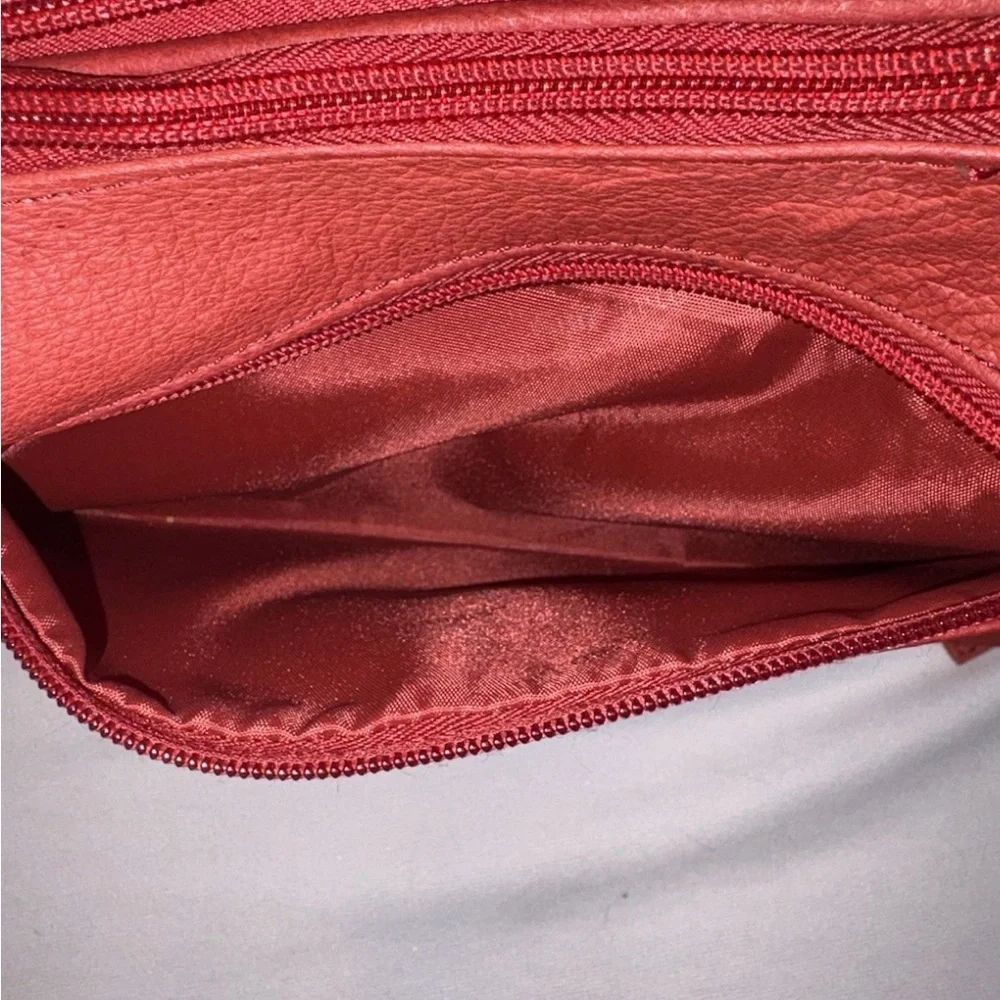 Concealed Carry Gun Tote’N Mommas Red Hobo Bag Small Frame